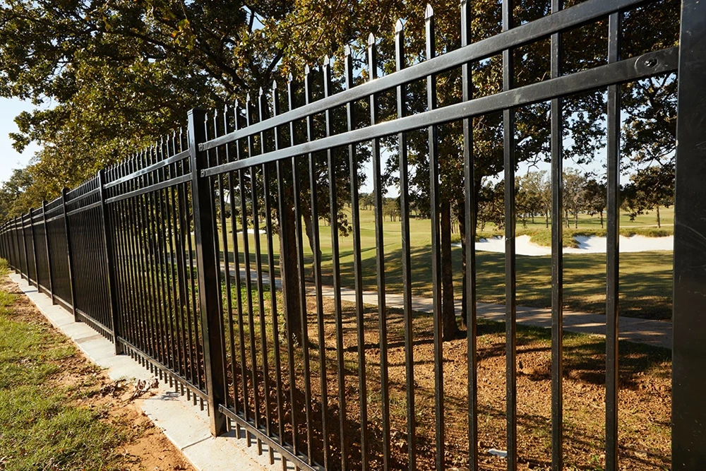 Spear Top spear top ornamental fence