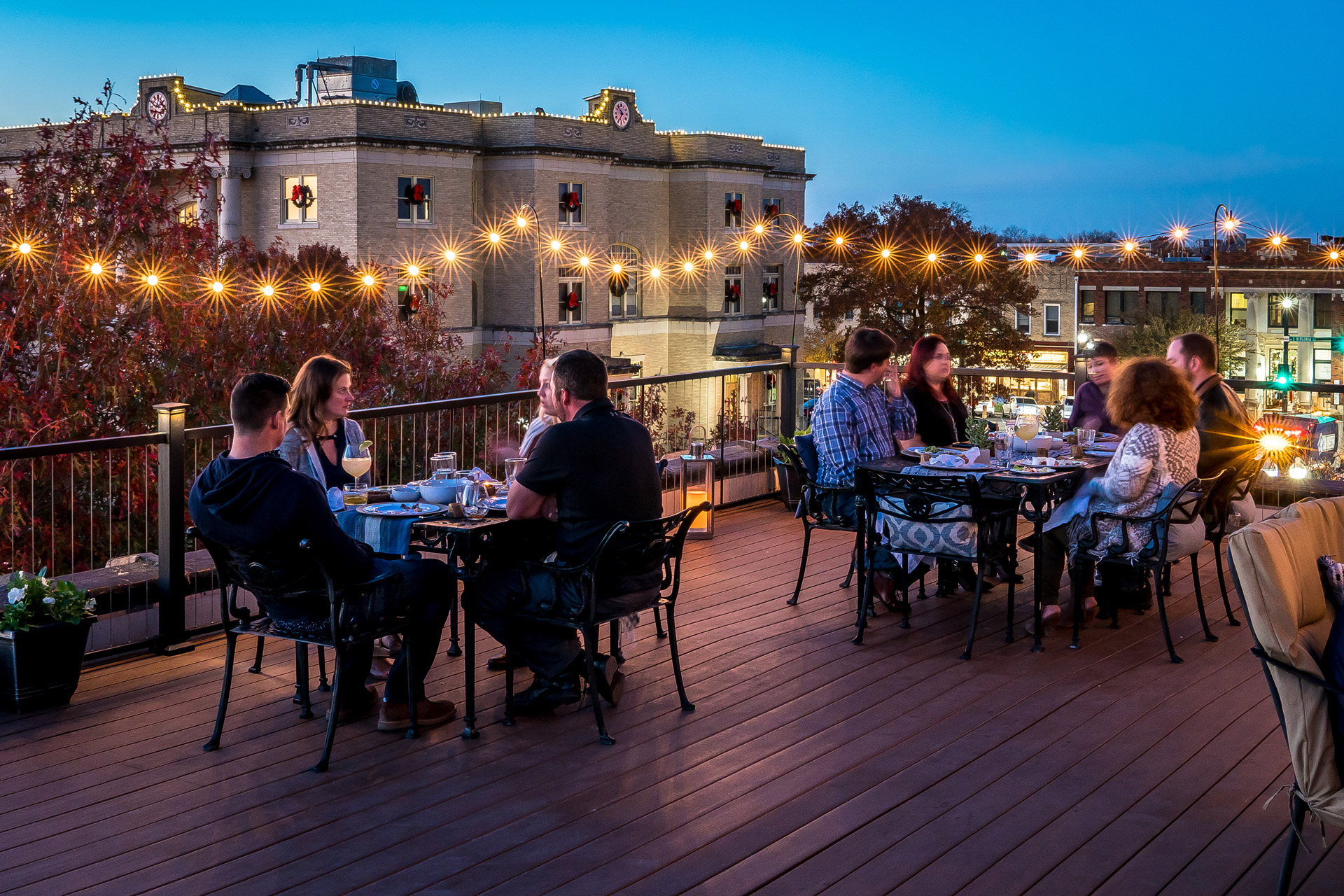 rooftop restaurant balcony railing