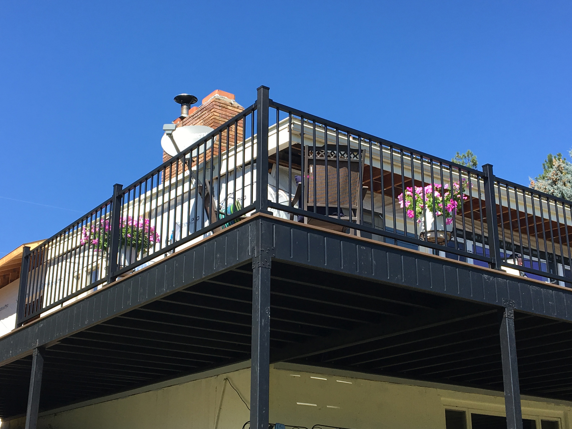 aluminum balcony railing